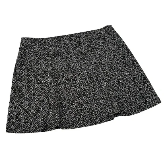 Rip Skirt Hawaii, Size M, Black Pearl Batik - Picture 2 of 8